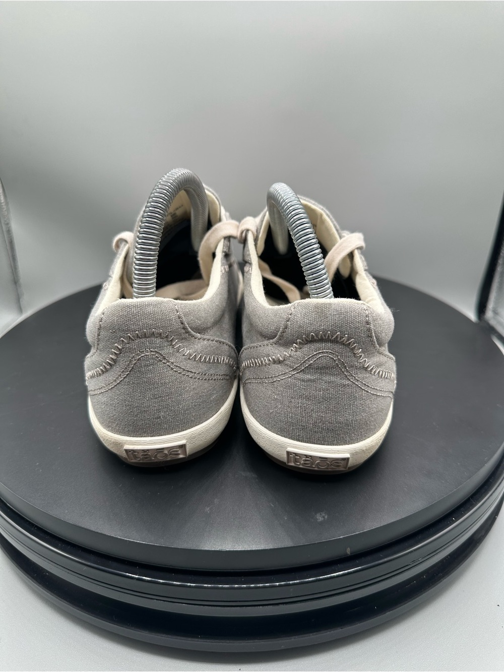 Taos Star Canvas Sneakers Women Size 8.5 Grey Wash - Picture 7 of 11